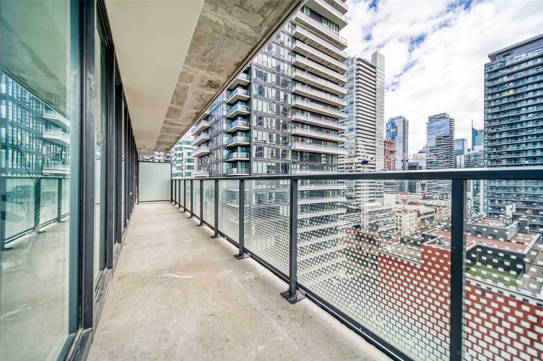 balcony with city views
